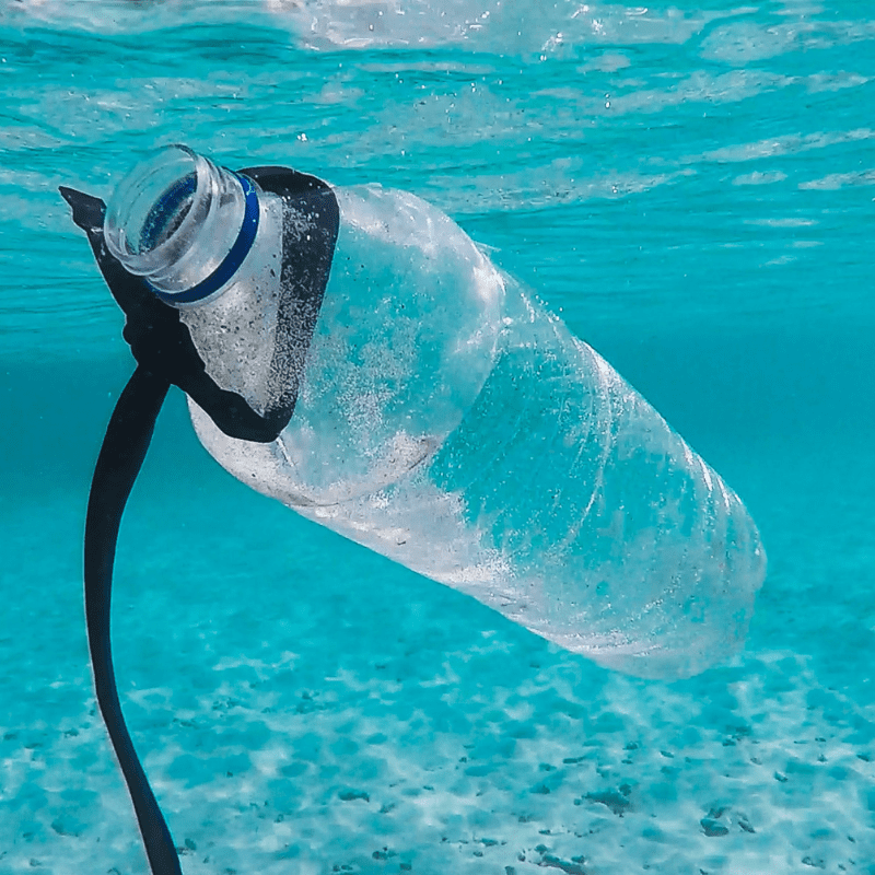 _Bottled water in the ocean Bottled water in the ocean