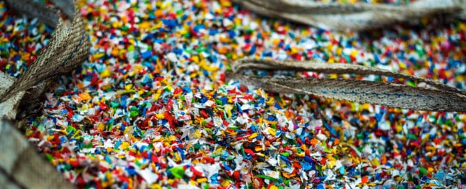 Microplastics vs Nanoplastics