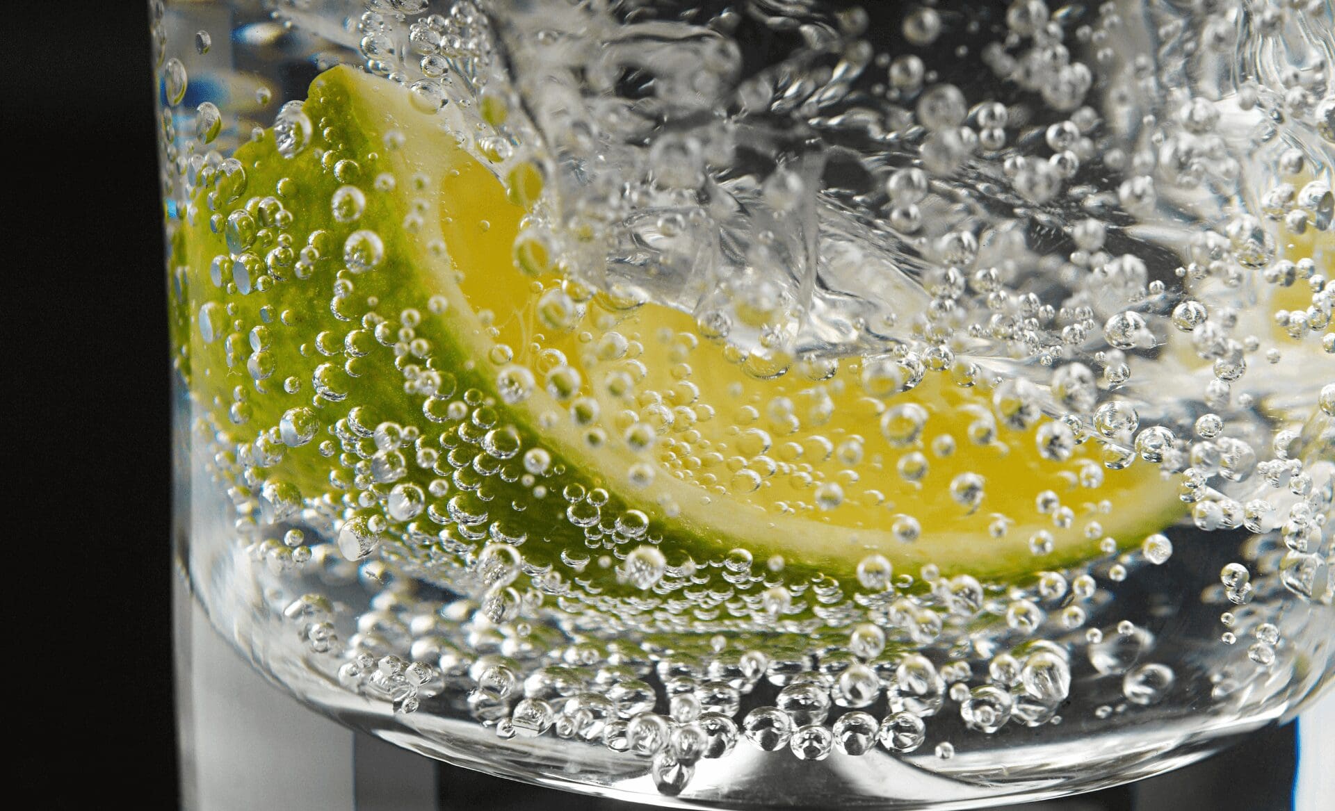 Still Water vs Sparkling Water